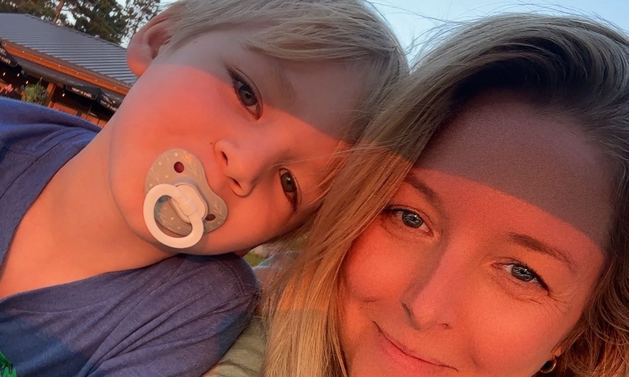 Stephanie Jacobson Hurst and Family